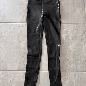SPANX Dark Brown Faux Leather Shiny textured Leggings - medium